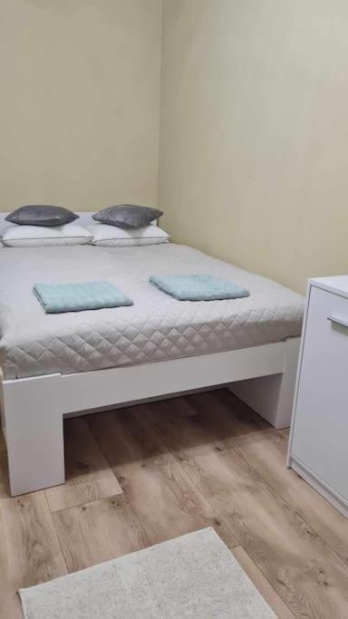 Apartmán Mily, Nowy, Luksusowy Apartament Přemyšl Exteriér fotografie