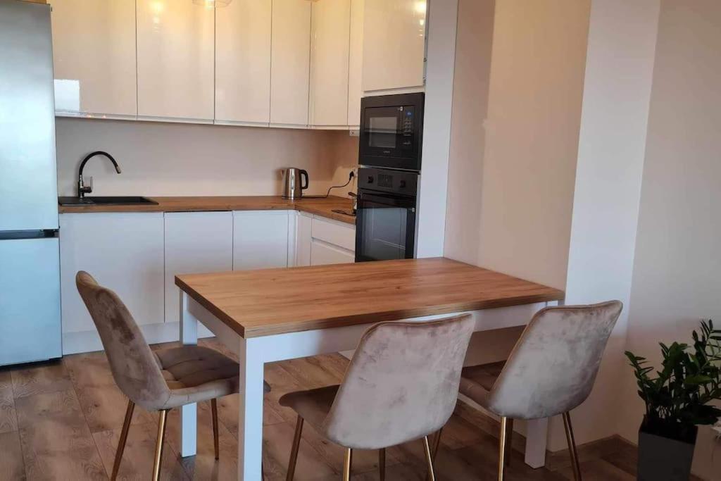 Apartmán Mily, Nowy, Luksusowy Apartament Přemyšl Exteriér fotografie